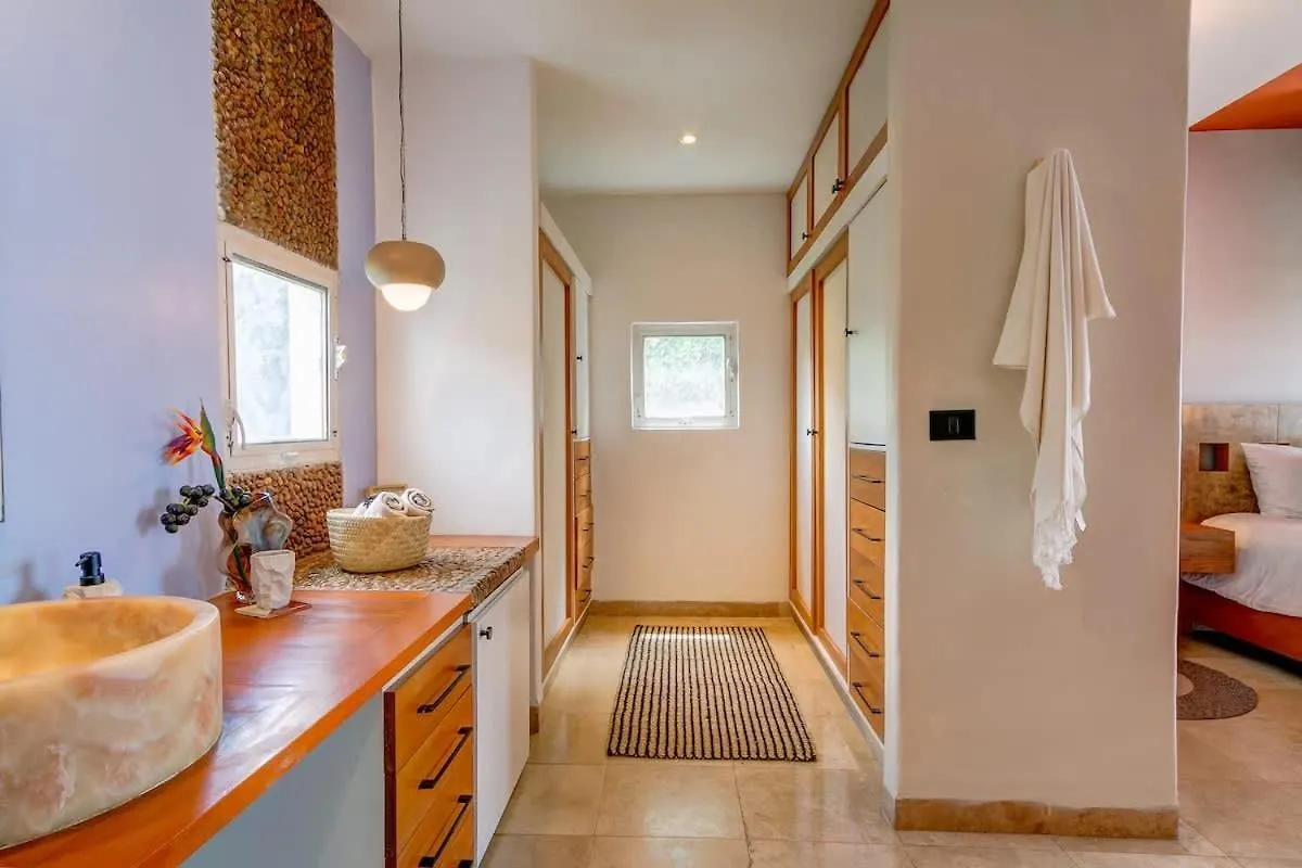 Stylish Luxe Penthouse - Exclusive Gated Community Vila Playa del Carmen 0*,  México