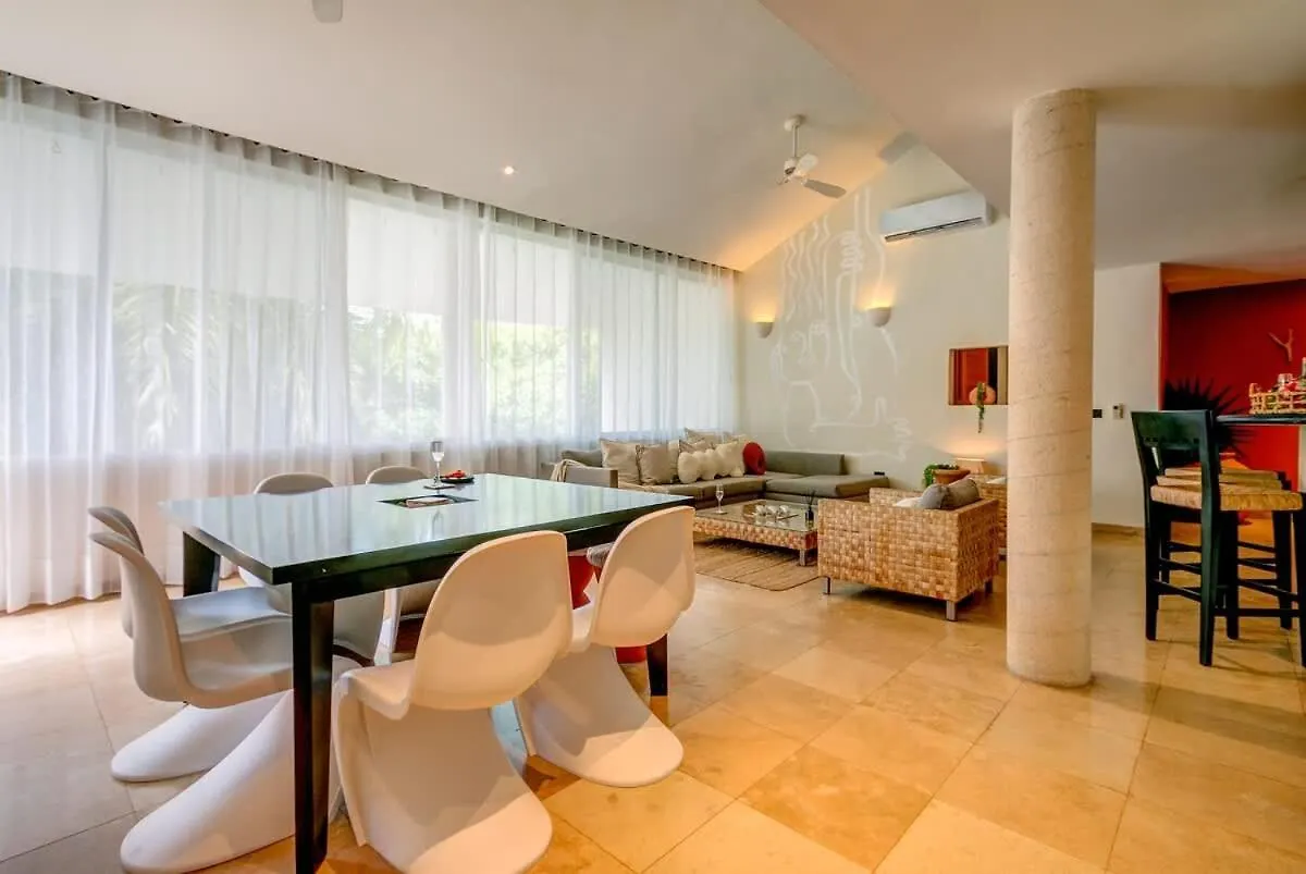 Casa de Férias Stylish Luxe Penthouse - Exclusive Gated Community Vila Playa del Carmen México